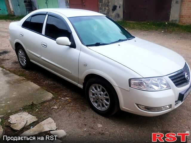 Белый Ниссан Альмера, объемом двигателя 1.6 л и пробегом 225 тыс. км за 4200 $, фото 1 на Automoto.ua