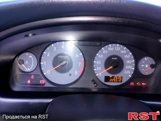 Белый Ниссан Альмера, объемом двигателя 1.6 л и пробегом 225 тыс. км за 4200 $, фото 10 на Automoto.ua