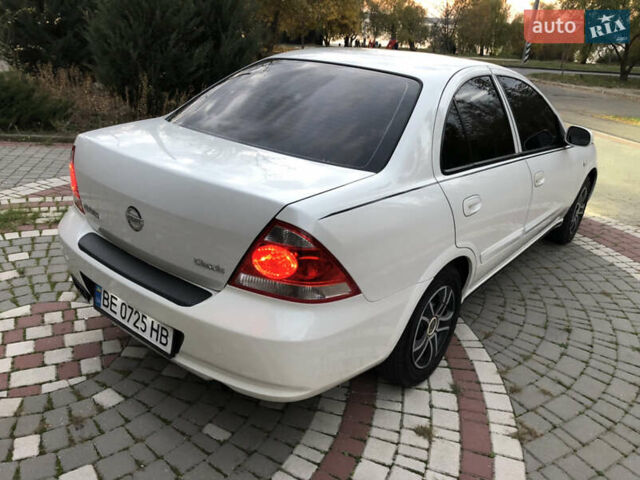 Белый Ниссан Альмера, объемом двигателя 1.6 л и пробегом 187 тыс. км за 5300 $, фото 4 на Automoto.ua