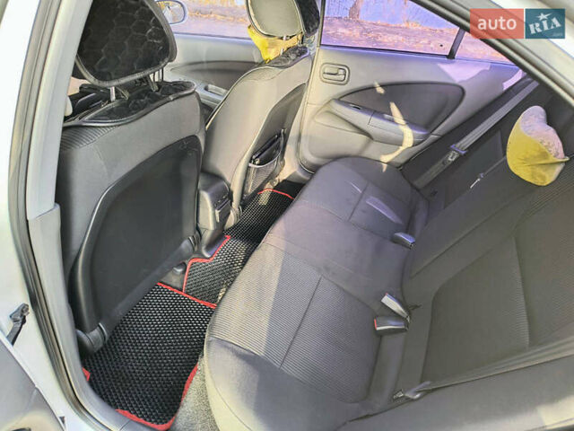 Белый Ниссан Альмера, объемом двигателя 1.6 л и пробегом 144 тыс. км за 6200 $, фото 14 на Automoto.ua