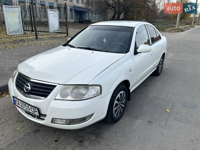 Белый Ниссан Альмера, объемом двигателя 1.6 л и пробегом 313 тыс. км за 4700 $, фото 1 на Automoto.ua