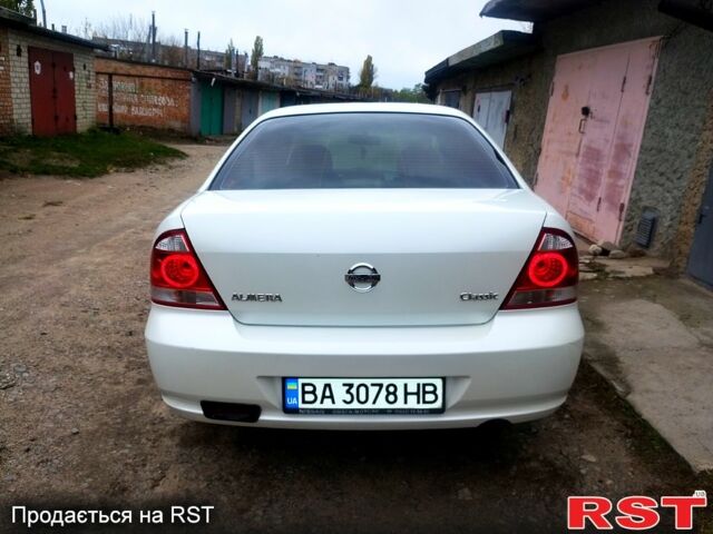 Белый Ниссан Альмера, объемом двигателя 1.6 л и пробегом 225 тыс. км за 4200 $, фото 3 на Automoto.ua