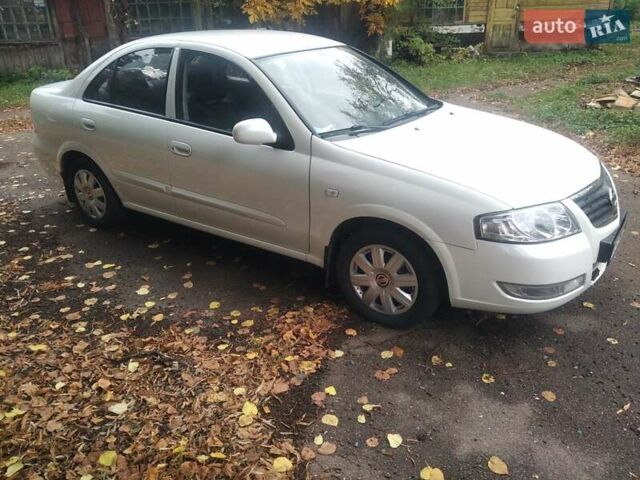 Белый Ниссан Альмера, объемом двигателя 1.6 л и пробегом 108 тыс. км за 5700 $, фото 3 на Automoto.ua
