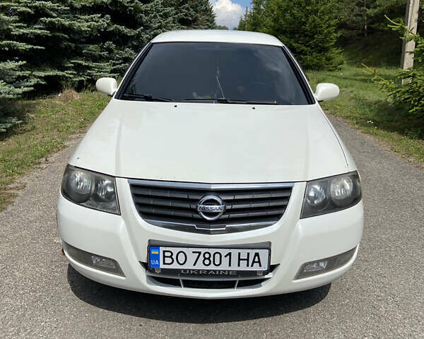 Белый Ниссан Альмера, объемом двигателя 1.6 л и пробегом 207 тыс. км за 5500 $, фото 2 на Automoto.ua
