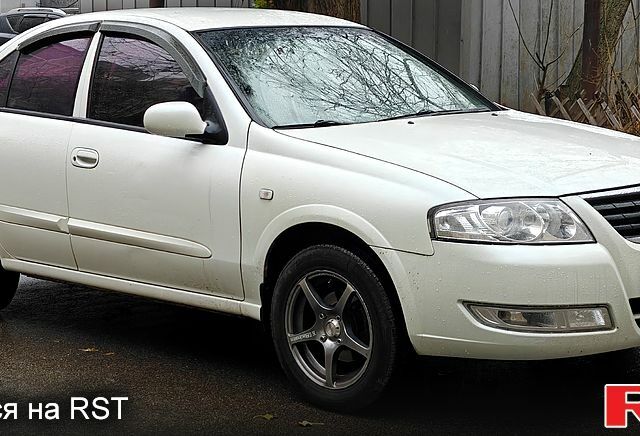 Белый Ниссан Альмера, объемом двигателя 1.6 л и пробегом 212 тыс. км за 4600 $, фото 2 на Automoto.ua