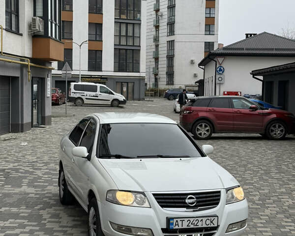 Белый Ниссан Альмера, объемом двигателя 1.6 л и пробегом 220 тыс. км за 4700 $, фото 7 на Automoto.ua