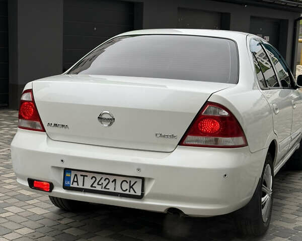 Белый Ниссан Альмера, объемом двигателя 1.6 л и пробегом 220 тыс. км за 4700 $, фото 12 на Automoto.ua