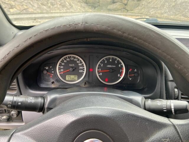 Бежевый Ниссан Альмера, объемом двигателя 1.5 л и пробегом 320 тыс. км за 2350 $, фото 4 на Automoto.ua