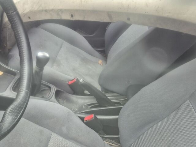 Бежевый Ниссан Альмера, объемом двигателя 1.5 л и пробегом 170 тыс. км за 1500 $, фото 3 на Automoto.ua