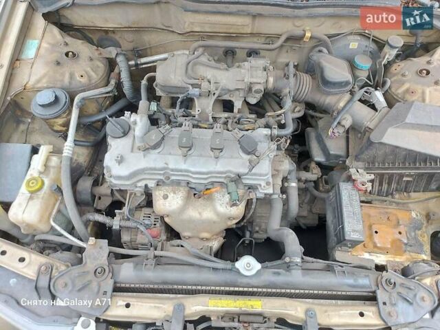 Бежевый Ниссан Альмера, объемом двигателя 1.5 л и пробегом 297 тыс. км за 2200 $, фото 5 на Automoto.ua