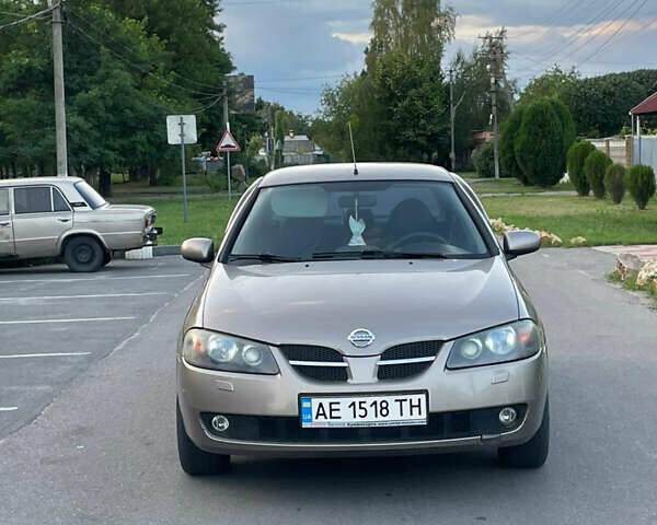 Бежевый Ниссан Альмера, объемом двигателя 1.5 л и пробегом 250 тыс. км за 4300 $, фото 1 на Automoto.ua