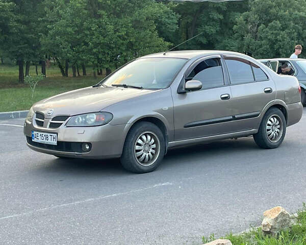 Бежевый Ниссан Альмера, объемом двигателя 1.5 л и пробегом 250 тыс. км за 4300 $, фото 8 на Automoto.ua