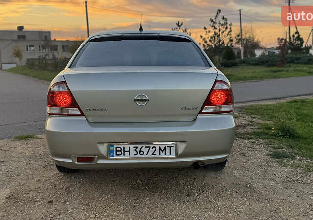 Бежевый Ниссан Альмера, объемом двигателя 1.6 л и пробегом 345 тыс. км за 4199 $, фото 4 на Automoto.ua