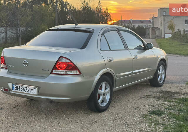 Бежевый Ниссан Альмера, объемом двигателя 1.6 л и пробегом 345 тыс. км за 4199 $, фото 6 на Automoto.ua