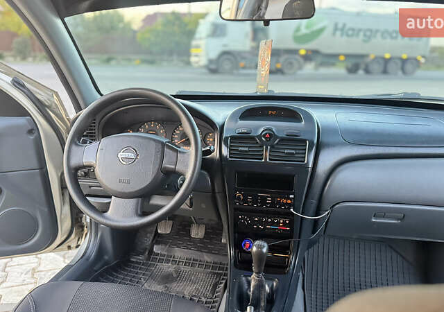 Бежевый Ниссан Альмера, объемом двигателя 1.6 л и пробегом 345 тыс. км за 4199 $, фото 28 на Automoto.ua