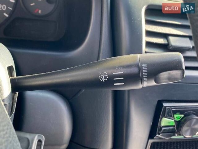 Бежевый Ниссан Альмера, объемом двигателя 1.6 л и пробегом 248 тыс. км за 3990 $, фото 24 на Automoto.ua