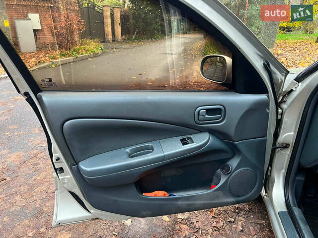 Бежевий Ніссан Альмера, об'ємом двигуна 1.6 л та пробігом 315 тис. км за 4290 $, фото 8 на Automoto.ua