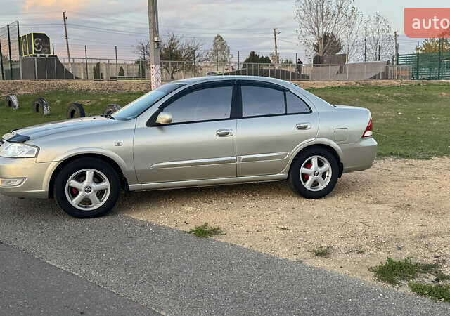 Бежевый Ниссан Альмера, объемом двигателя 1.6 л и пробегом 345 тыс. км за 4199 $, фото 9 на Automoto.ua