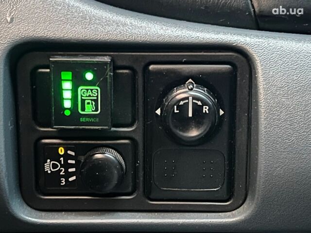 Бежевий Ніссан Альмера, об'ємом двигуна 1.6 л та пробігом 315 тис. км за 4290 $, фото 14 на Automoto.ua