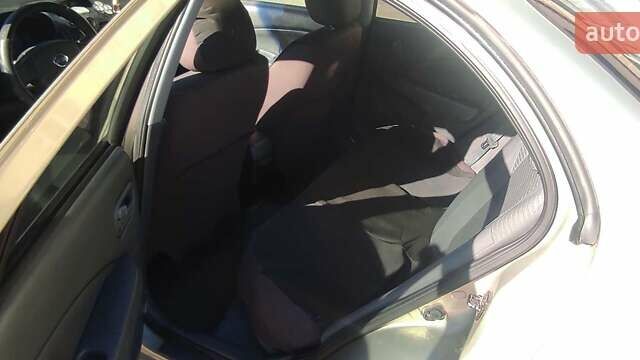 Бежевый Ниссан Альмера, объемом двигателя 1.6 л и пробегом 252 тыс. км за 4700 $, фото 8 на Automoto.ua