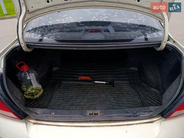 Бежевий Ніссан Альмера, об'ємом двигуна 1.6 л та пробігом 290 тис. км за 4100 $, фото 16 на Automoto.ua