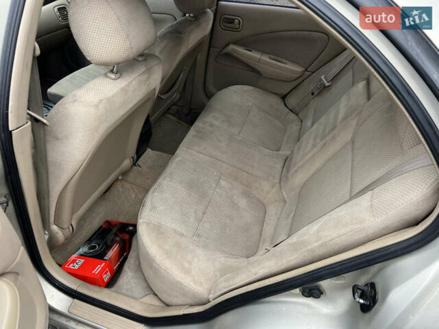 Бежевый Ниссан Альмера, объемом двигателя 1.6 л и пробегом 200 тыс. км за 3400 $, фото 14 на Automoto.ua