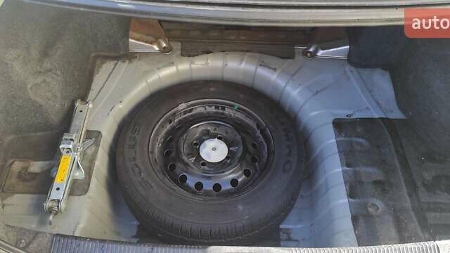 Бежевый Ниссан Альмера, объемом двигателя 1.6 л и пробегом 252 тыс. км за 4700 $, фото 4 на Automoto.ua