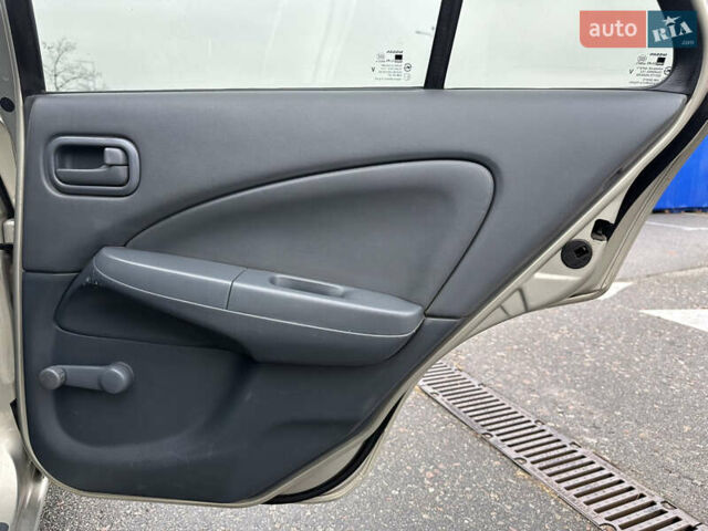 Бежевий Ніссан Альмера, об'ємом двигуна 1.6 л та пробігом 226 тис. км за 4300 $, фото 27 на Automoto.ua