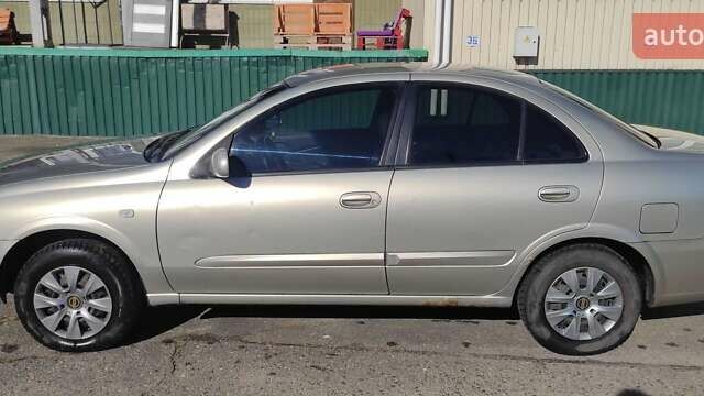 Бежевый Ниссан Альмера, объемом двигателя 1.6 л и пробегом 252 тыс. км за 4700 $, фото 1 на Automoto.ua