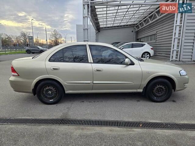 Бежевый Ниссан Альмера, объемом двигателя 1.6 л и пробегом 75 тыс. км за 4500 $, фото 2 на Automoto.ua