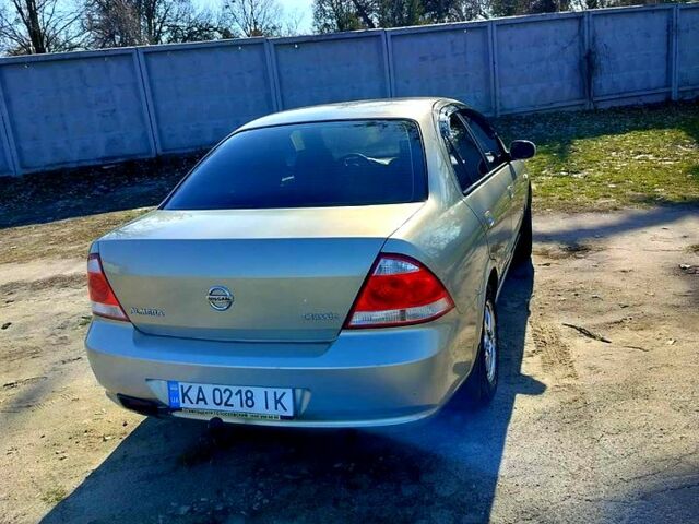 Бежевый Ниссан Альмера, объемом двигателя 1.6 л и пробегом 300 тыс. км за 4300 $, фото 5 на Automoto.ua