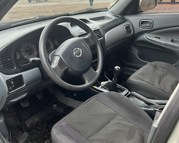 Бежевий Ніссан Альмера, об'ємом двигуна 1.6 л та пробігом 220 тис. км за 3450 $, фото 6 на Automoto.ua