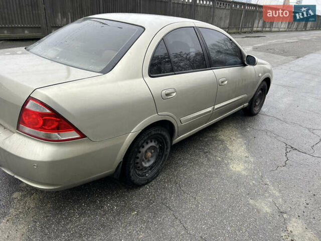 Бежевый Ниссан Альмера, объемом двигателя 1.6 л и пробегом 200 тыс. км за 3400 $, фото 5 на Automoto.ua