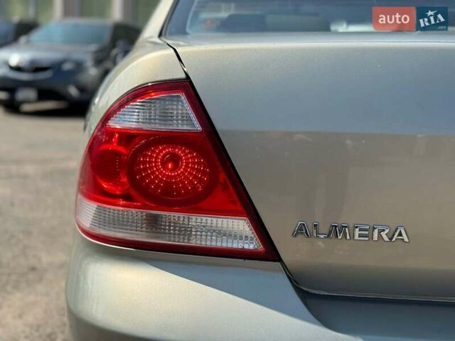 Бежевый Ниссан Альмера, объемом двигателя 1.6 л и пробегом 245 тыс. км за 3940 $, фото 10 на Automoto.ua