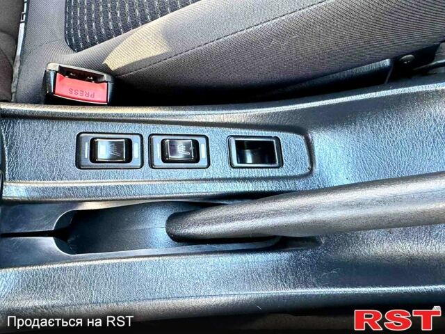 Бежевый Ниссан Альмера, объемом двигателя 1.6 л и пробегом 220 тыс. км за 4500 $, фото 12 на Automoto.ua