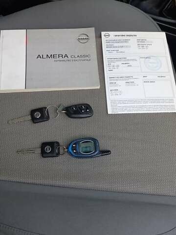 Бежевый Ниссан Альмера, объемом двигателя 1.6 л и пробегом 160 тыс. км за 5400 $, фото 9 на Automoto.ua