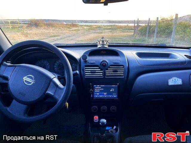 Бежевый Ниссан Альмера, объемом двигателя 1.6 л и пробегом 183 тыс. км за 5300 $, фото 5 на Automoto.ua