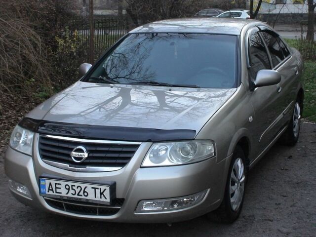 Бежевый Ниссан Альмера, объемом двигателя 1.6 л и пробегом 229 тыс. км за 5000 $, фото 1 на Automoto.ua