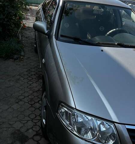 Бежевий Ніссан Альмера, об'ємом двигуна 1.6 л та пробігом 300 тис. км за 4650 $, фото 6 на Automoto.ua