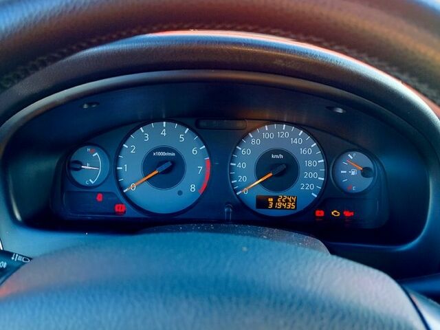 Бежевый Ниссан Альмера, объемом двигателя 1.6 л и пробегом 424 тыс. км за 4500 $, фото 11 на Automoto.ua