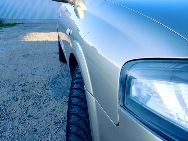 Бежевый Ниссан Альмера, объемом двигателя 1.6 л и пробегом 424 тыс. км за 4500 $, фото 7 на Automoto.ua