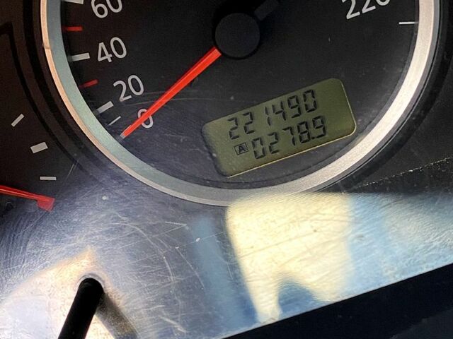 Черный Ниссан Альмера, объемом двигателя 1.5 л и пробегом 221 тыс. км за 3500 $, фото 3 на Automoto.ua