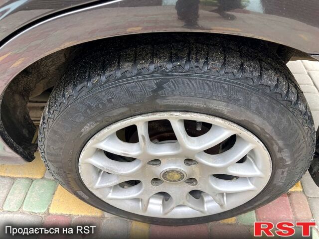 Черный Ниссан Альмера, объемом двигателя 1.5 л и пробегом 220 тыс. км за 2700 $, фото 7 на Automoto.ua