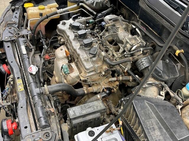 Черный Ниссан Альмера, объемом двигателя 1.5 л и пробегом 220 тыс. км за 2700 $, фото 11 на Automoto.ua