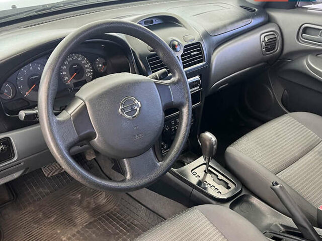 Черный Ниссан Альмера, объемом двигателя 1.6 л и пробегом 121 тыс. км за 5450 $, фото 5 на Automoto.ua