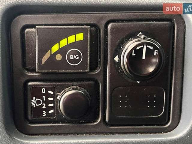 Черный Ниссан Альмера, объемом двигателя 1.6 л и пробегом 121 тыс. км за 5450 $, фото 18 на Automoto.ua