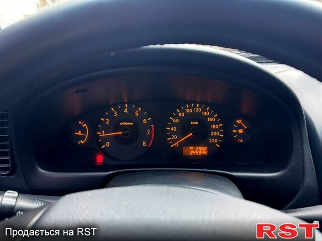 Чорний Ніссан Альмера, об'ємом двигуна 1.6 л та пробігом 245 тис. км за 4600 $, фото 13 на Automoto.ua