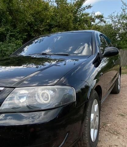 Черный Ниссан Альмера, объемом двигателя 1.6 л и пробегом 280 тыс. км за 5000 $, фото 2 на Automoto.ua