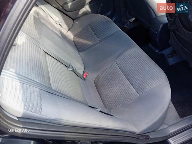 Черный Ниссан Альмера, объемом двигателя 1.6 л и пробегом 185 тыс. км за 4500 $, фото 63 на Automoto.ua