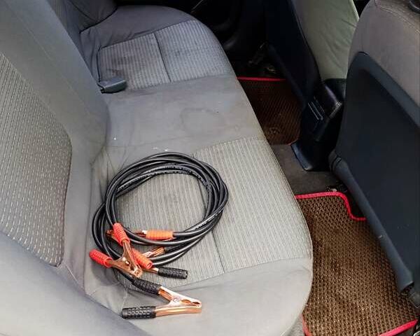 Черный Ниссан Альмера, объемом двигателя 1.6 л и пробегом 224 тыс. км за 3300 $, фото 4 на Automoto.ua